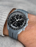 Curved Rubber Strap - Grey - OM Luxury